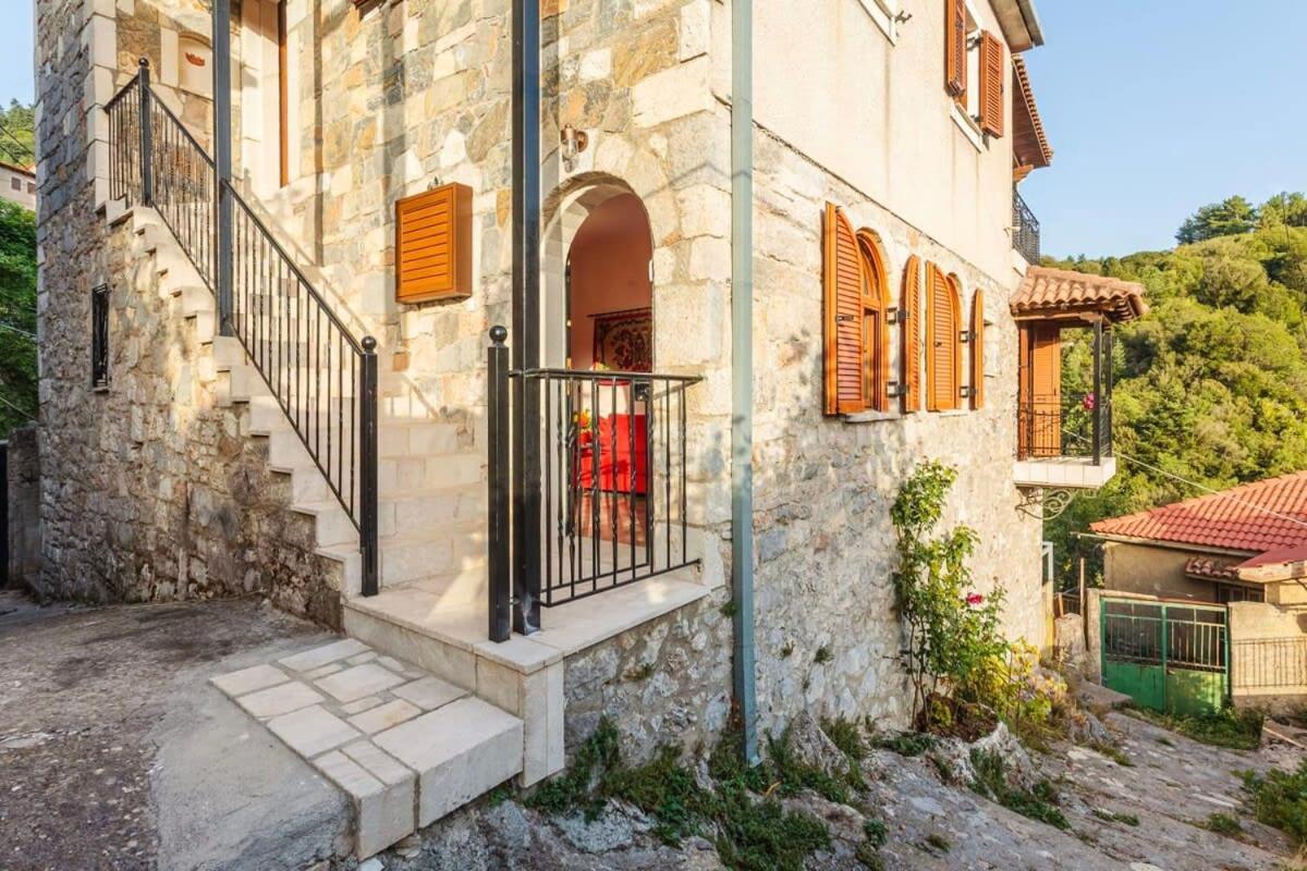 Stemnitsa Stone Residence - Cosy Mountain Escape Esterno foto